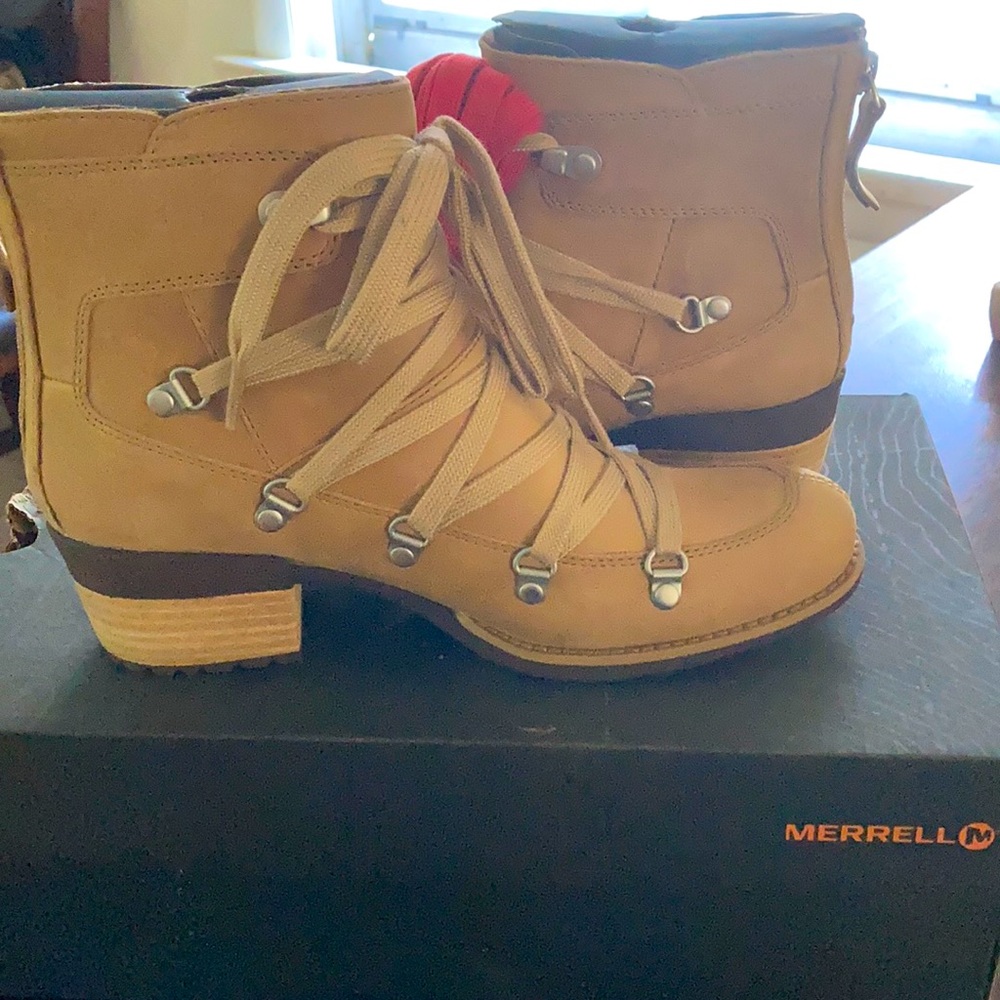 Merrill 7 Shiloh II Camel boots shoes